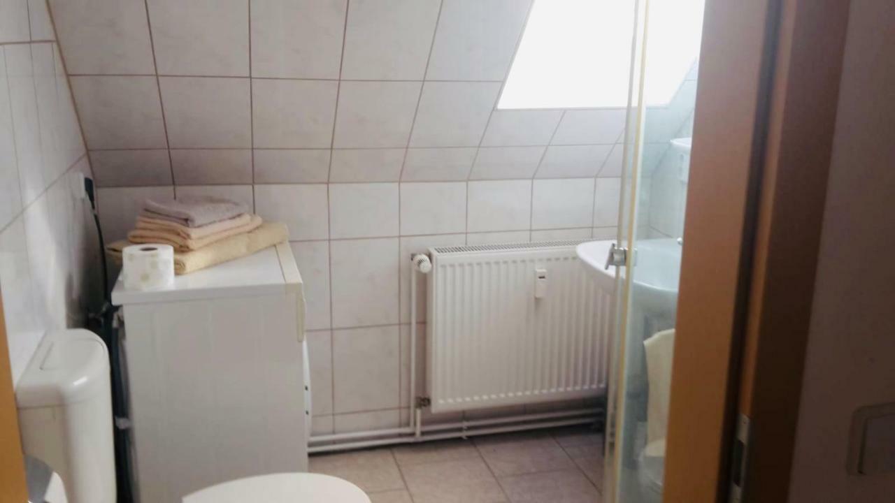 Karsdorf "Alte Schule" Im Burgenlandkreis Apartment Exterior foto