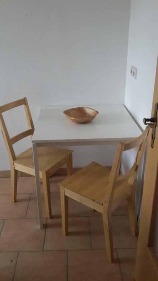 Karsdorf "Alte Schule" Im Burgenlandkreis Apartment Exterior foto