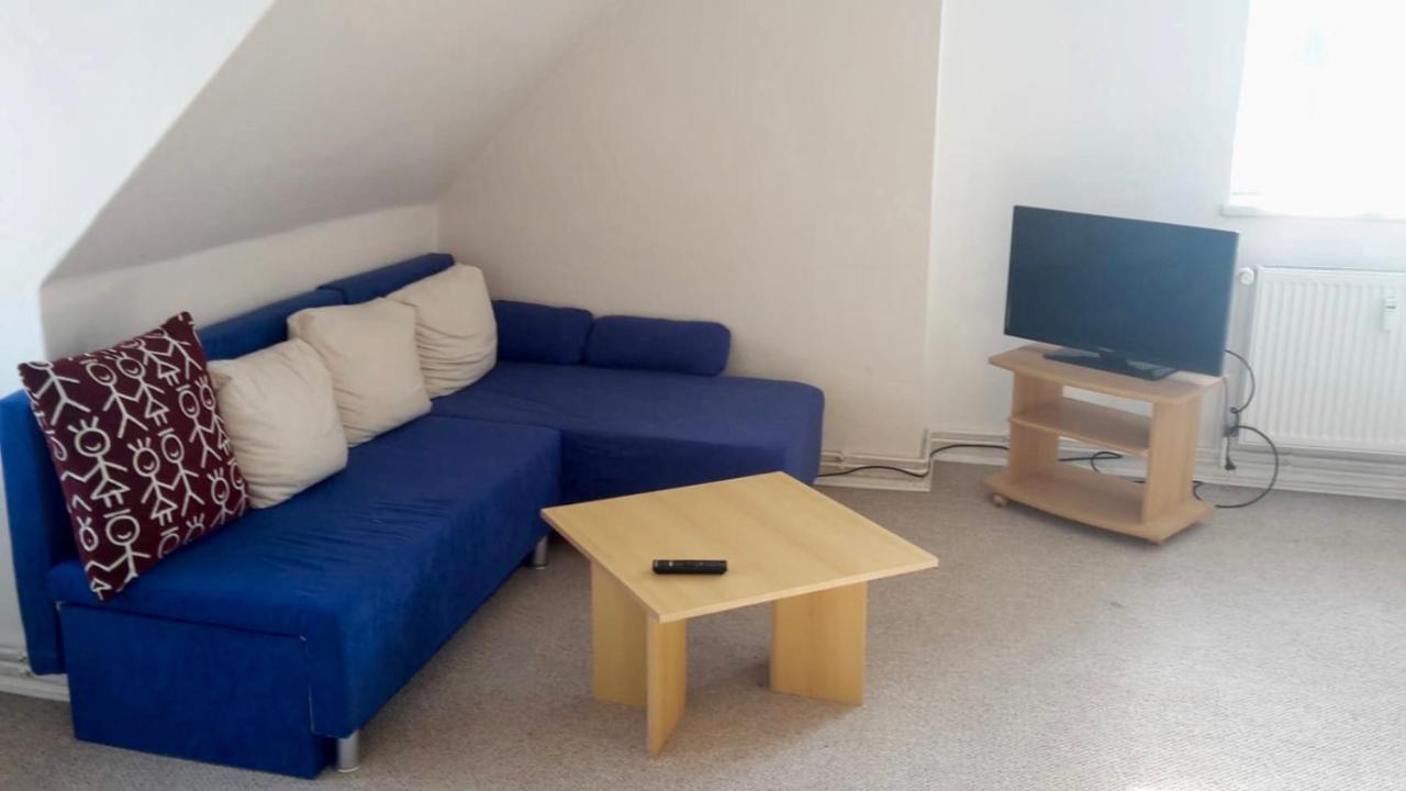Karsdorf "Alte Schule" Im Burgenlandkreis Apartment Exterior foto